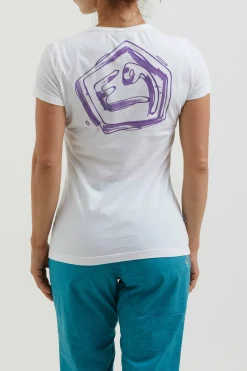 E9 Amira| T-Shirt