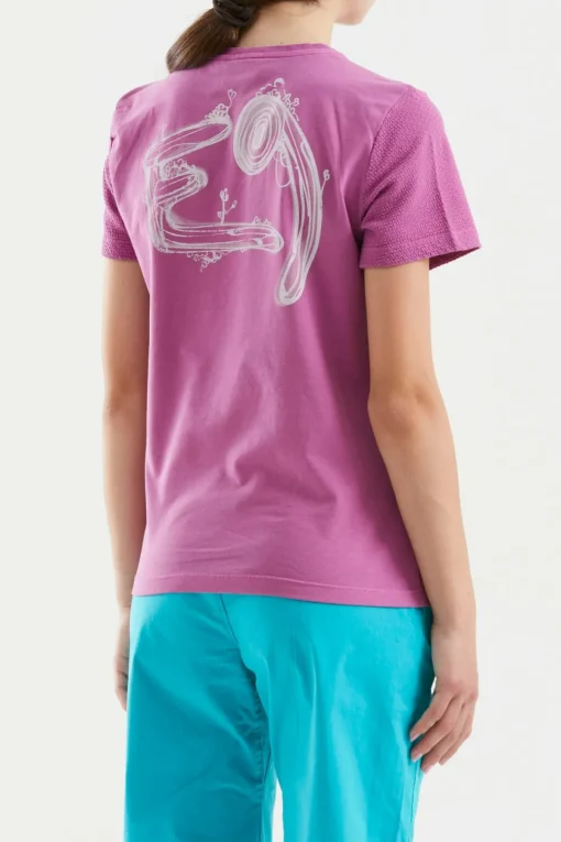 E9 B Awa| T-Shirt