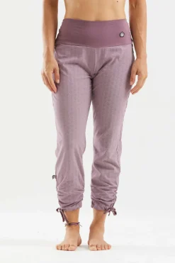 E9 Ilona| Hose