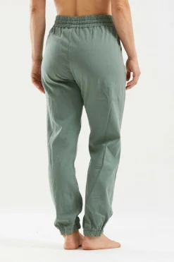 E9 Jinny-Li| Hose