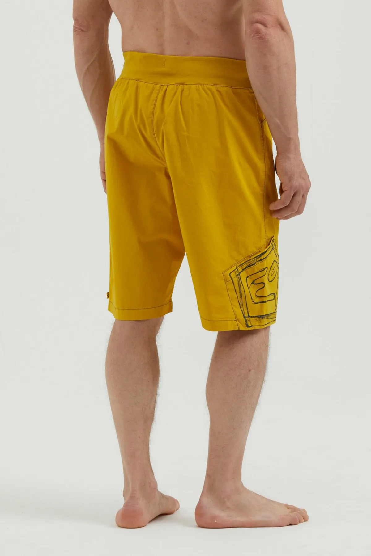 E9 Pentago2| Kurze Hose