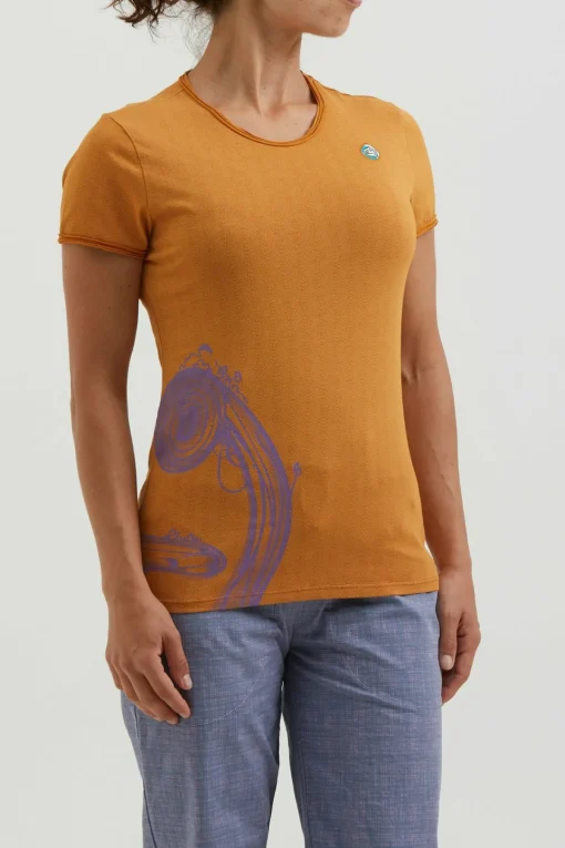 E9 Rina| T-Shirt